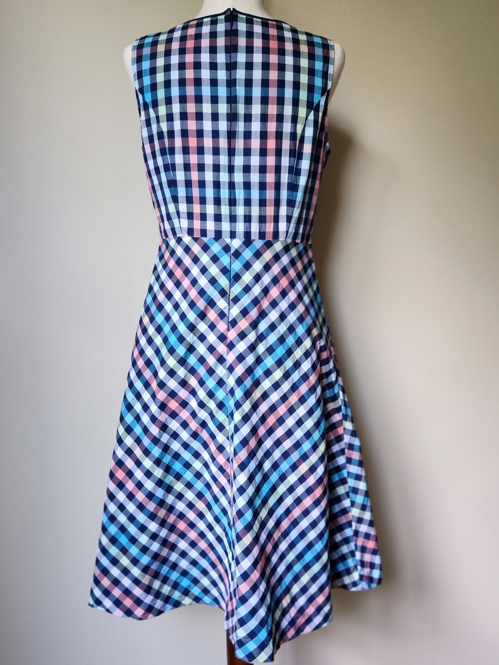 Talbots Pastels Rainbow Gingham Plaid Fit & Flare Midi Dress Size 8 Pockets - Picture 4 of 11